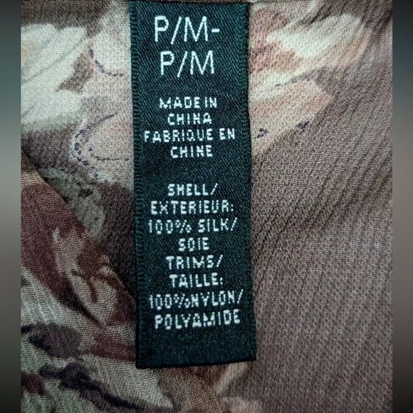 Gorgeous silk Ralph lauren ruffle blouse - Picture 5 of 5